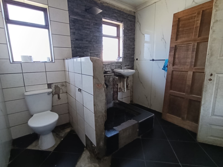 2 Bedroom Property for Sale in Bredasdorp Western Cape